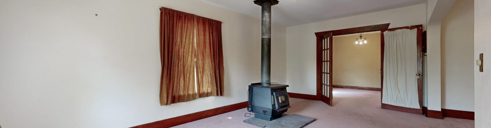 State Street, Pullman, Washington 99163, 3 Bedrooms Bedrooms, 0 ,1 BathroomBathrooms,Houses,For Sale,State Street,0,289806