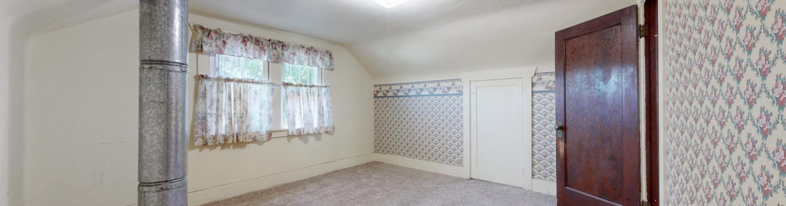 State Street, Pullman, Washington 99163, 3 Bedrooms Bedrooms, 0 ,1 BathroomBathrooms,Houses,For Sale,State Street,0,289806