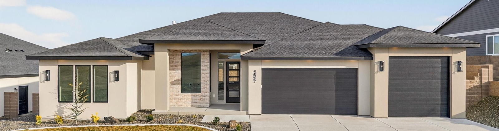 Reed St., Kennewick, Washington 99337, 3 Bedrooms Bedrooms, 0 ,3 BathroomsBathrooms,Houses,For Sale,Reed St.,0,289805