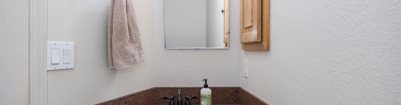 Johnson Place, Kennewick, Washington 99337, 4 Bedrooms Bedrooms, 0 ,3 BathroomsBathrooms,Houses,For Sale,Johnson Place,0,289804