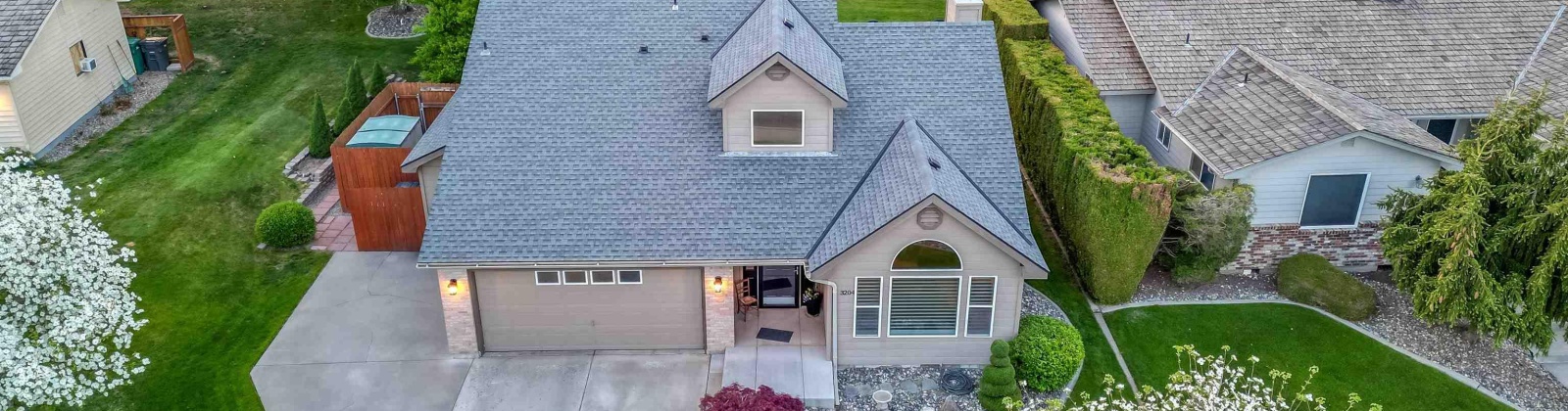 Johnson Place, Kennewick, Washington 99337, 4 Bedrooms Bedrooms, 0 ,3 BathroomsBathrooms,Houses,For Sale,Johnson Place,0,289804