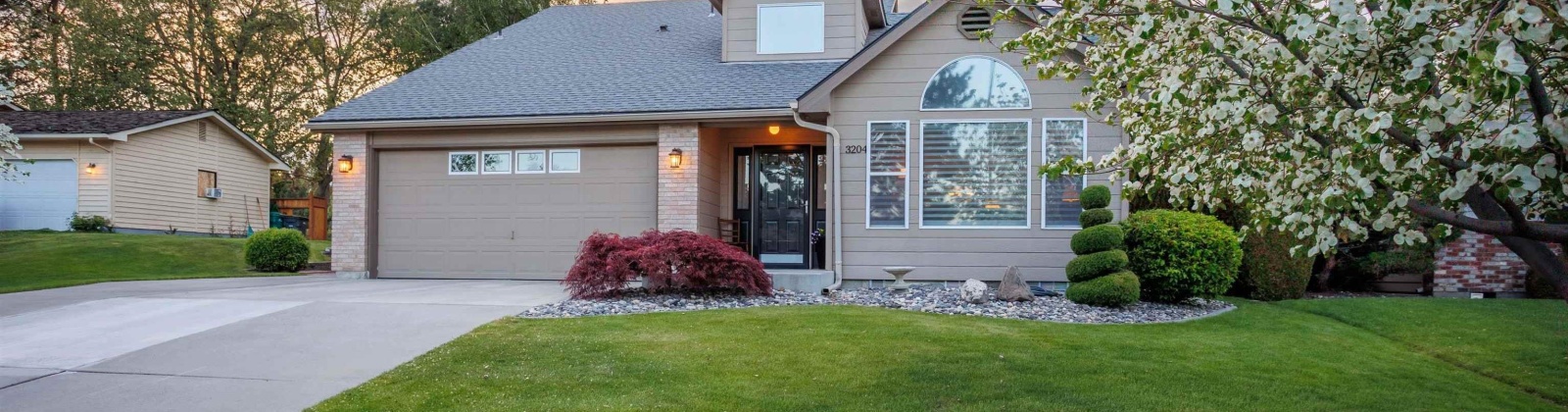 Johnson Place, Kennewick, Washington 99337, 4 Bedrooms Bedrooms, 0 ,3 BathroomsBathrooms,Houses,For Sale,Johnson Place,0,289804