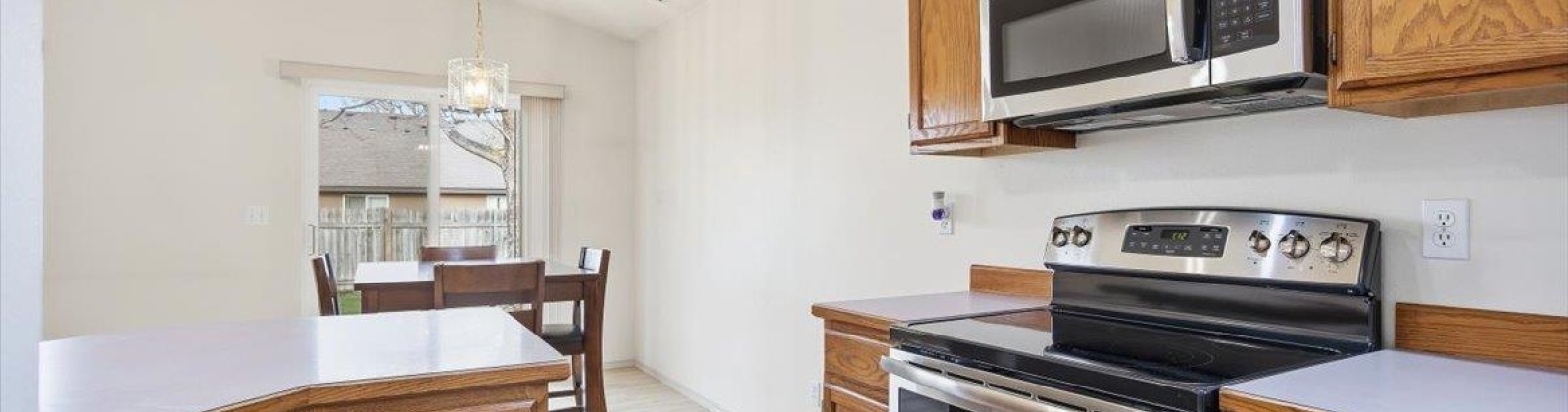 Hood Ct., Kennewick, Washington 99336, 3 Bedrooms Bedrooms, 0 ,2 BathroomsBathrooms,Houses,For Sale,Hood Ct.,0,289800