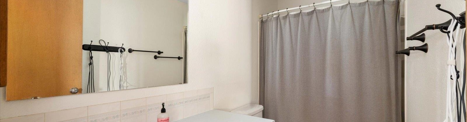 43rd Ave, Kennewick, Washington 99337, 3 Bedrooms Bedrooms, 0 ,2 BathroomsBathrooms,Houses,For Sale,43rd Ave,0,289817