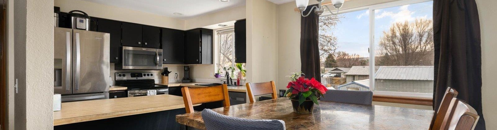 43rd Ave, Kennewick, Washington 99337, 3 Bedrooms Bedrooms, 0 ,2 BathroomsBathrooms,Houses,For Sale,43rd Ave,0,289817