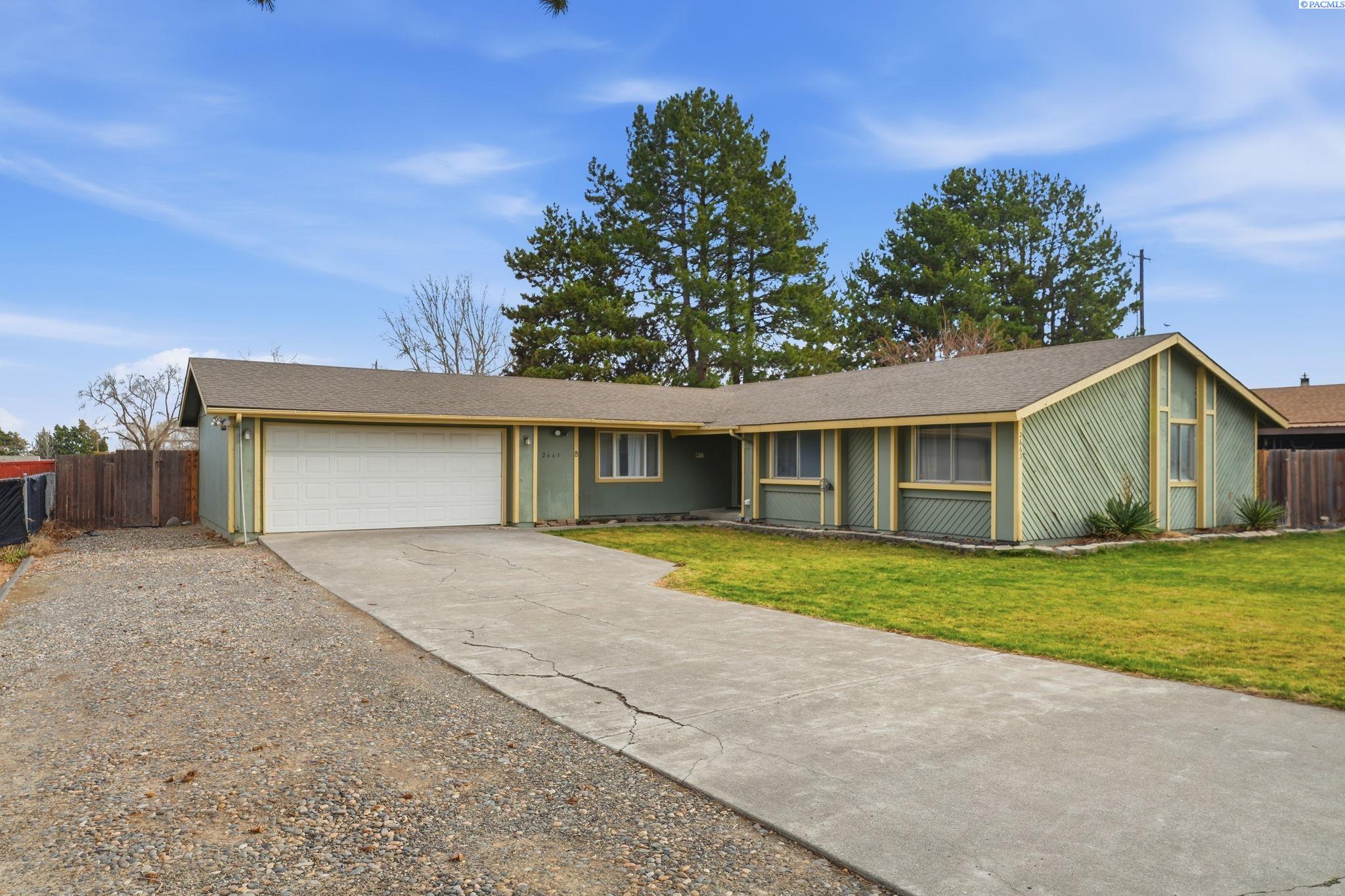 Tacoma St, Kennewick, Washington 99337, 3 Bedrooms Bedrooms, 0 ,2 BathroomsBathrooms,Houses,For Sale,Tacoma St,0,289815