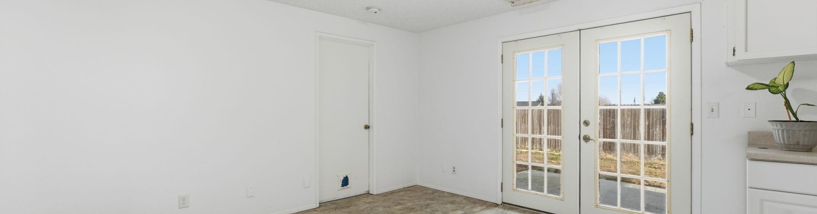 Tacoma St, Kennewick, Washington 99337, 3 Bedrooms Bedrooms, 0 ,2 BathroomsBathrooms,Houses,For Sale,Tacoma St,0,289815