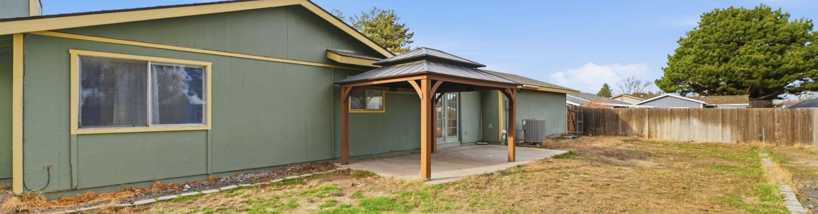 Tacoma St, Kennewick, Washington 99337, 3 Bedrooms Bedrooms, 0 ,2 BathroomsBathrooms,Houses,For Sale,Tacoma St,0,289815