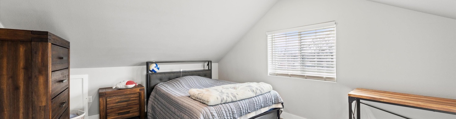 Riverside Dr, West Richland, Washington 99353, 3 Bedrooms Bedrooms, 0 ,3 BathroomsBathrooms,Houses,For Sale,Riverside Dr,0,289813