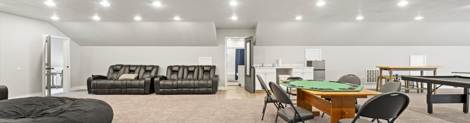 Riverside Dr, West Richland, Washington 99353, 3 Bedrooms Bedrooms, 0 ,3 BathroomsBathrooms,Houses,For Sale,Riverside Dr,0,289813