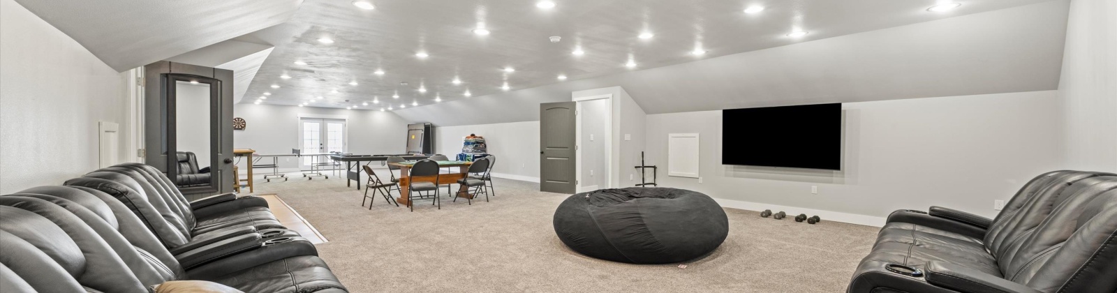 Riverside Dr, West Richland, Washington 99353, 3 Bedrooms Bedrooms, 0 ,3 BathroomsBathrooms,Houses,For Sale,Riverside Dr,0,289813