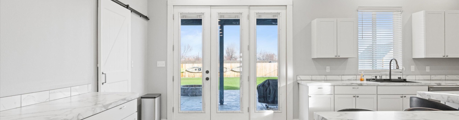 Riverside Dr, West Richland, Washington 99353, 3 Bedrooms Bedrooms, 0 ,3 BathroomsBathrooms,Houses,For Sale,Riverside Dr,0,289813