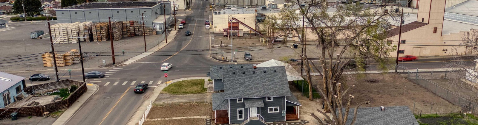 Grandridge Ave, Grandview, Washington 98930, 4 Bedrooms Bedrooms, 0 ,2 BathroomsBathrooms,Houses,For Sale,Grandridge Ave,0,283148