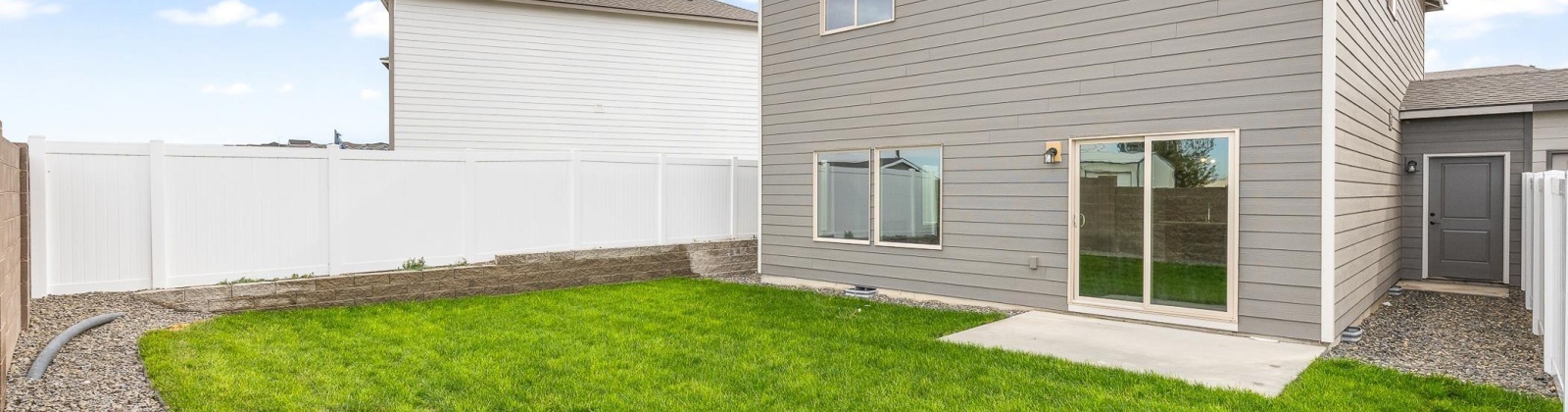 Grapevine Ct, West Richland, Washington 99353, 4 Bedrooms Bedrooms, 0 ,3 BathroomsBathrooms,Condos/townhomes,For Sale,Grapevine Ct,0,289831