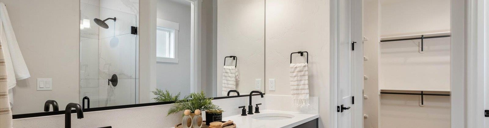 waterhill, Richland, Washington 99352, 4 Bedrooms Bedrooms, 0 ,2 BathroomsBathrooms,Houses,For Sale,waterhill,0,287248