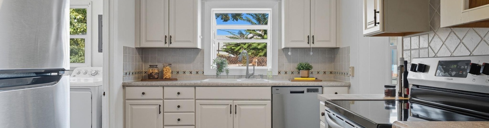 Mahan Ave, Richland, Washington 99354, 3 Bedrooms Bedrooms, 0 ,1 BathroomBathrooms,Houses,For Sale,Mahan Ave,0,289830