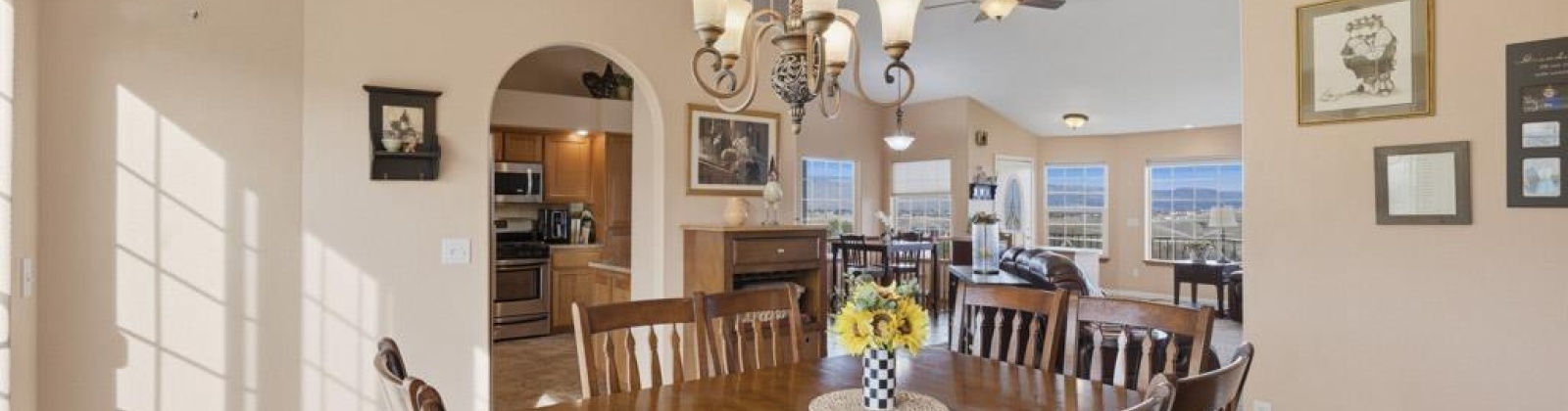 Pleasant View Dr, Clarkston, Washington 99403, 5 Bedrooms Bedrooms, 0 ,3 BathroomsBathrooms,Houses,For Sale,Pleasant View Dr,0,289852