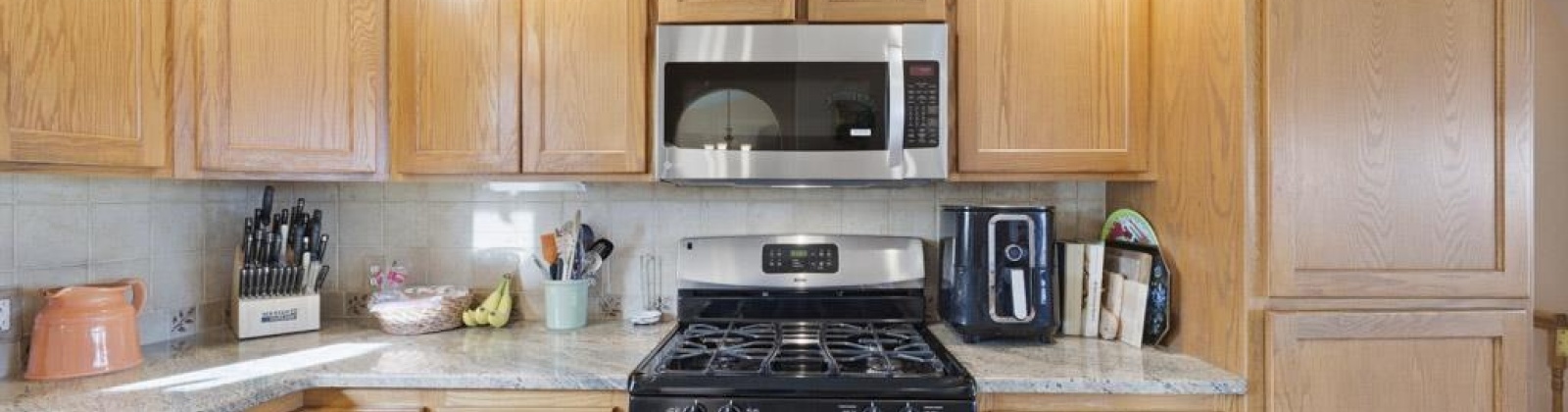 Pleasant View Dr, Clarkston, Washington 99403, 5 Bedrooms Bedrooms, 0 ,3 BathroomsBathrooms,Houses,For Sale,Pleasant View Dr,0,289852