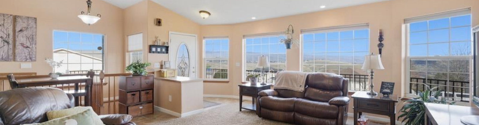 Pleasant View Dr, Clarkston, Washington 99403, 5 Bedrooms Bedrooms, 0 ,3 BathroomsBathrooms,Houses,For Sale,Pleasant View Dr,0,289852