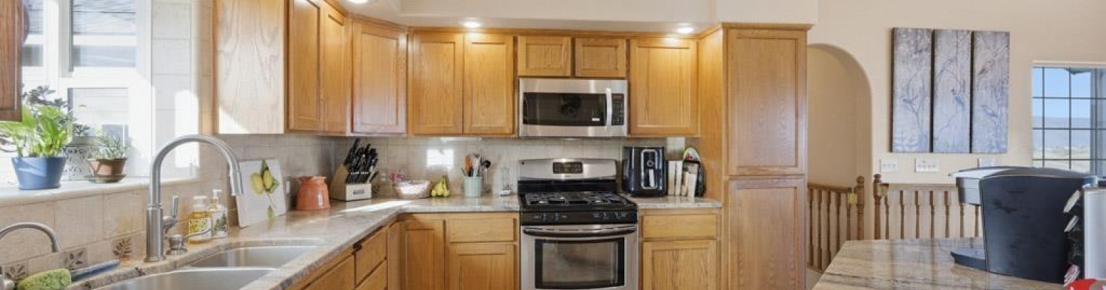 Pleasant View Dr, Clarkston, Washington 99403, 5 Bedrooms Bedrooms, 0 ,3 BathroomsBathrooms,Houses,For Sale,Pleasant View Dr,0,289852