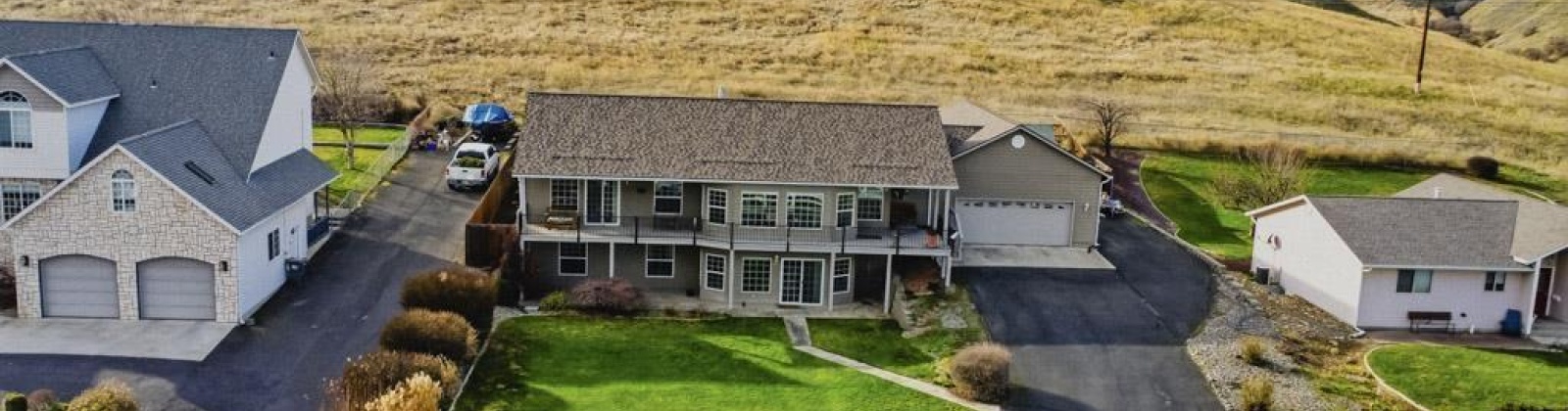 Pleasant View Dr, Clarkston, Washington 99403, 5 Bedrooms Bedrooms, 0 ,3 BathroomsBathrooms,Houses,For Sale,Pleasant View Dr,0,289852