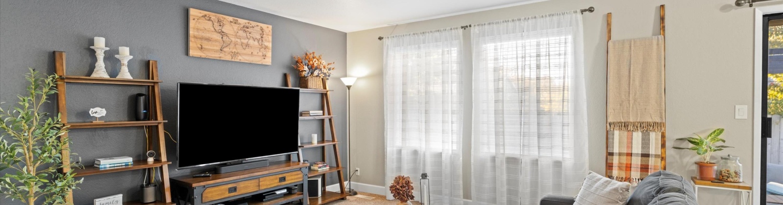 Montana St, Kennewick, Washington 99336, 3 Bedrooms Bedrooms, 0 ,2 BathroomsBathrooms,Houses,For Sale,Montana St,0,289890