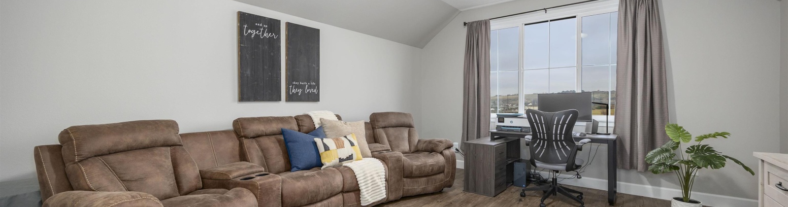 Sira PRSE, Kennewick, Washington 99338, 4 Bedrooms Bedrooms, 0 ,3 BathroomsBathrooms,Houses,For Sale,Sira PRSE,0,289887