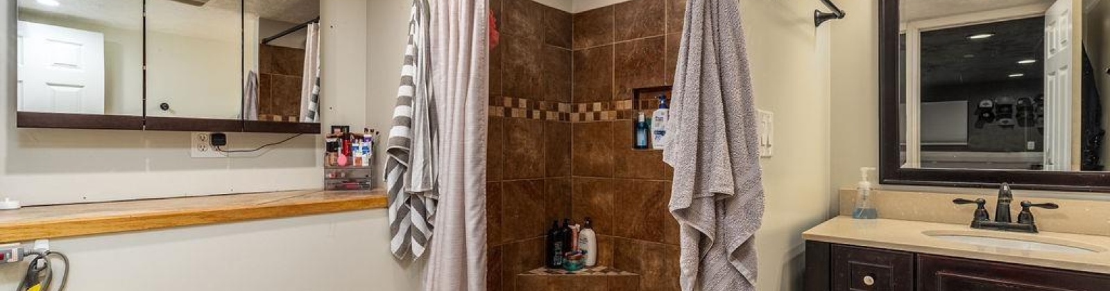 Davenport St, Richland, Washington 99352, 4 Bedrooms Bedrooms, 0 ,2 BathroomsBathrooms,Houses,For Sale,Davenport St,0,288422