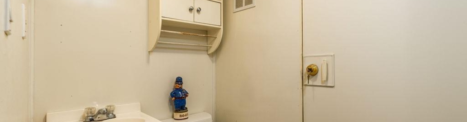 Davenport St, Richland, Washington 99352, 4 Bedrooms Bedrooms, 0 ,2 BathroomsBathrooms,Houses,For Sale,Davenport St,0,288422