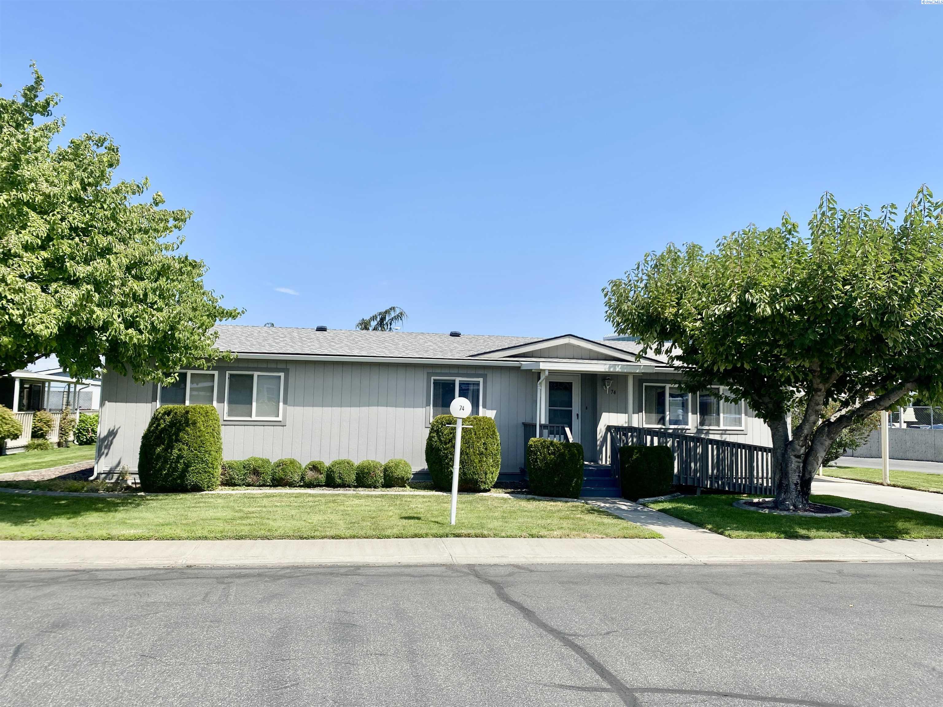 Columbia Center Blvd Unit 74, Kennewick, Washington 99336, 3 Bedrooms Bedrooms, 0 ,2 BathroomsBathrooms,Manufactured Homes,For Sale,Columbia Center Blvd Unit 74,0,289895