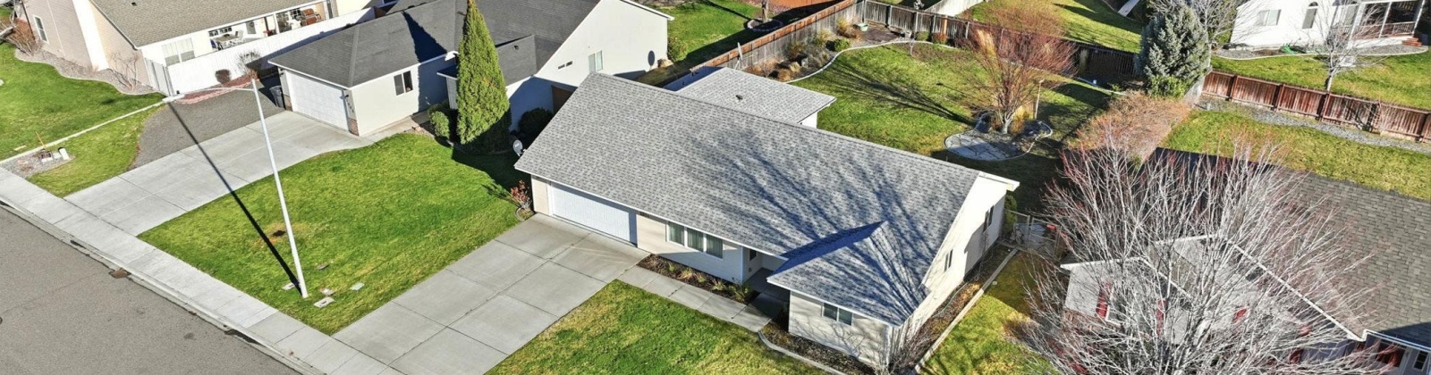 Scottland Ct, West Richland, Washington 99353, 3 Bedrooms Bedrooms, 0 ,2 BathroomsBathrooms,Houses,For Sale,Scottland Ct,0,285935