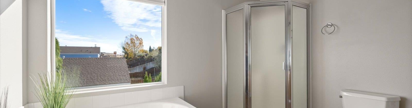 Jason Loop, Richland, Washington 99352, 4 Bedrooms Bedrooms, 0 ,3 BathroomsBathrooms,Condos/townhomes,For Sale,Jason Loop,0,289914