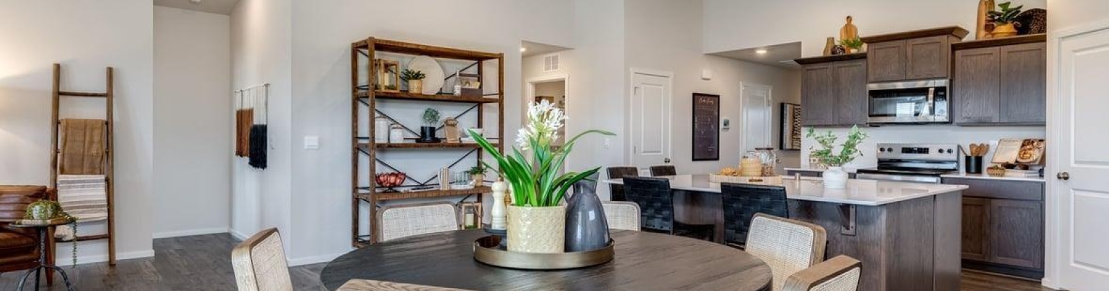 Norfolk Drive, Pasco, Washington 99301, 4 Bedrooms Bedrooms, 0 ,2 BathroomsBathrooms,Houses,For Sale,Norfolk Drive,0,289915