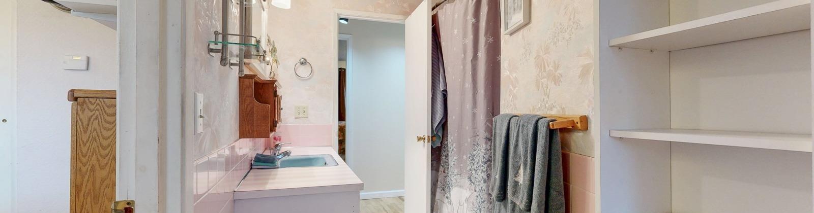 Birch Street, Richland, Washington 99354, 3 Bedrooms Bedrooms, 0 ,2 BathroomsBathrooms,Houses,For Sale,Birch Street,0,289920