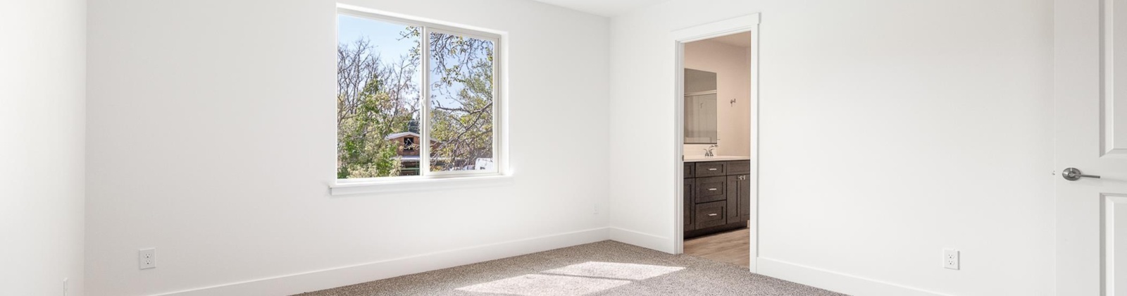 Underwood Pl, Kennewick, Washington 99337, 7 Bedrooms Bedrooms, 0 ,6 BathroomsBathrooms,Multi-family,For Sale,Underwood Pl,0,289928