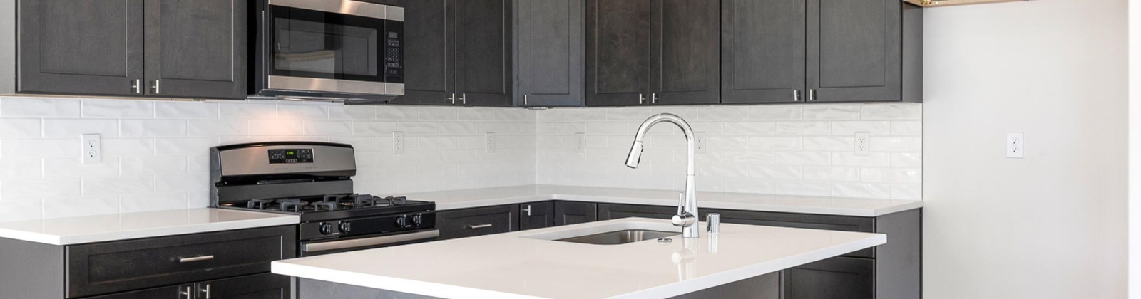 Underwood Pl, Kennewick, Washington 99337, 7 Bedrooms Bedrooms, 0 ,6 BathroomsBathrooms,Multi-family,For Sale,Underwood Pl,0,289928