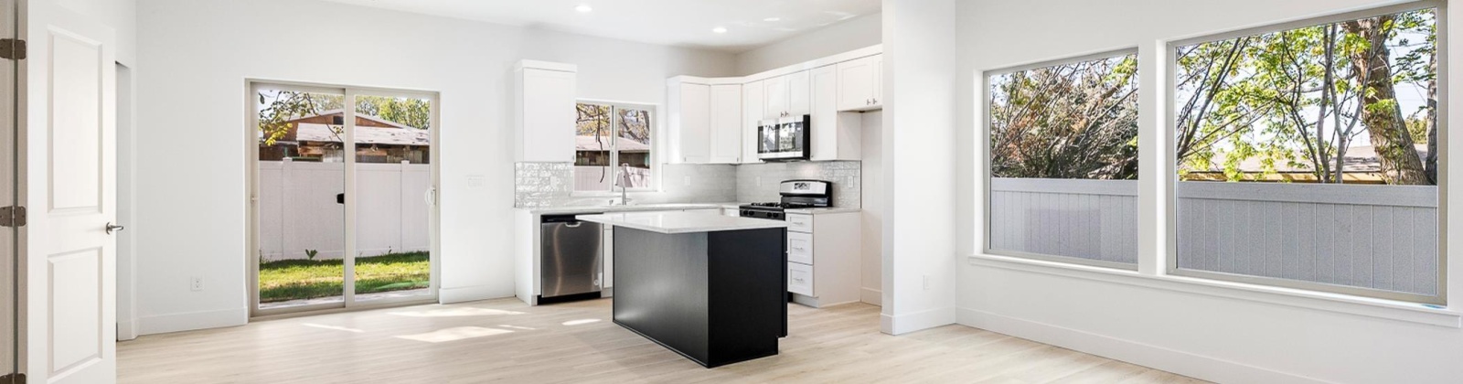 Underwood Pl, Kennewick, Washington 99337, 7 Bedrooms Bedrooms, 0 ,6 BathroomsBathrooms,Multi-family,For Sale,Underwood Pl,0,289928