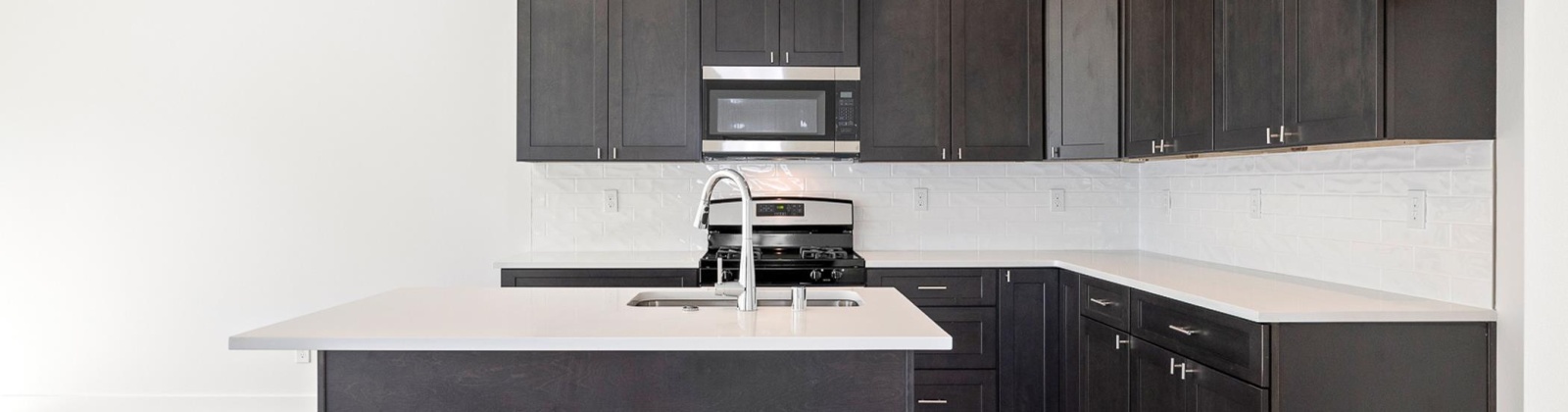 Underwood Pl, Kennewick, Washington 99337, 7 Bedrooms Bedrooms, 0 ,6 BathroomsBathrooms,Multi-family,For Sale,Underwood Pl,0,289928