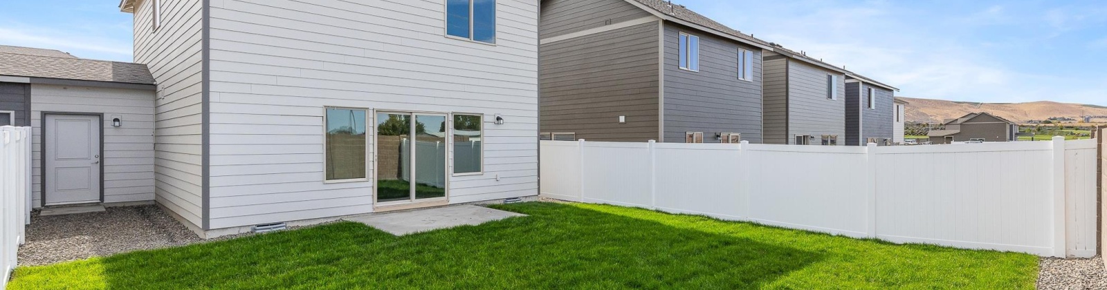 Grapevine Ct, West Richland, Washington 99353, 3 Bedrooms Bedrooms, 0 ,3 BathroomsBathrooms,Condos/townhomes,For Sale,Grapevine Ct,0,289936