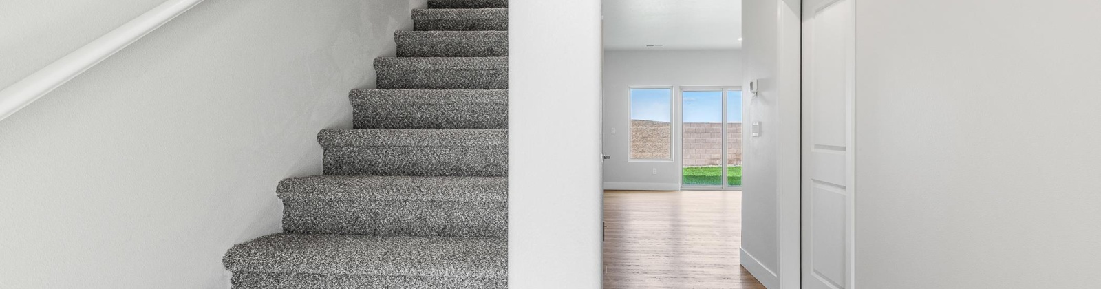 Grapevine Ct, West Richland, Washington 99353, 3 Bedrooms Bedrooms, 0 ,3 BathroomsBathrooms,Condos/townhomes,For Sale,Grapevine Ct,0,289936