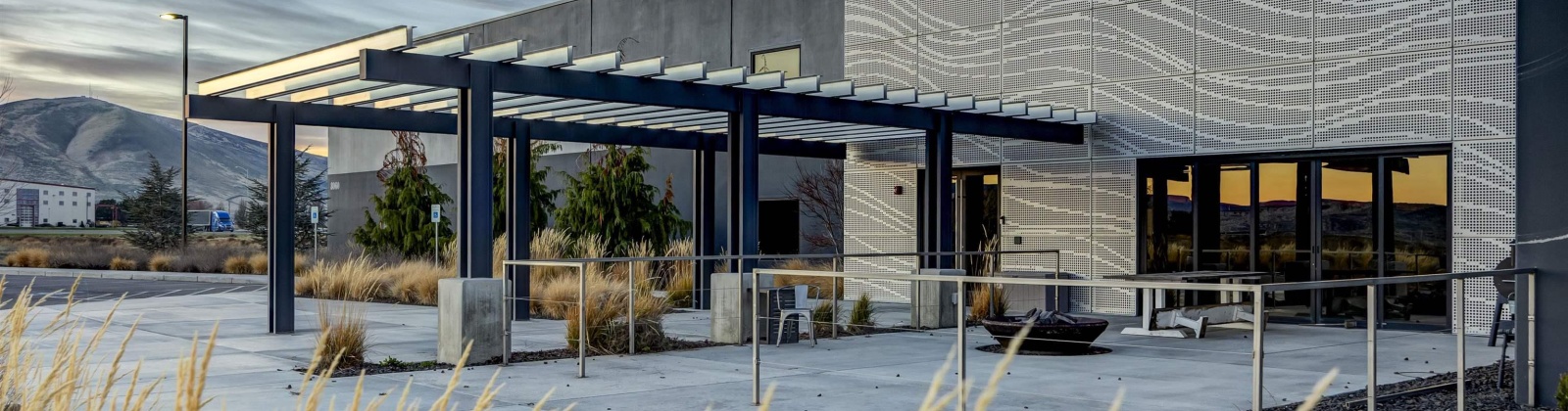 Keene Rd, West Richland, Washington 99353, 0 , 0 ,51 BathroomsBathrooms,Commercial,For Sale,Keene Rd,0,289935