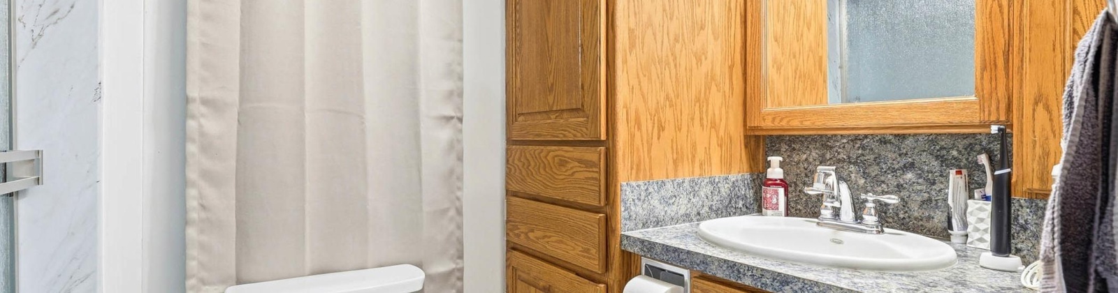 Alexander Court, Prosser, Washington 99350, 2 Bedrooms Bedrooms, 0 ,2 BathroomsBathrooms,Manufactured Homes,For Sale,Alexander Court,0,289946