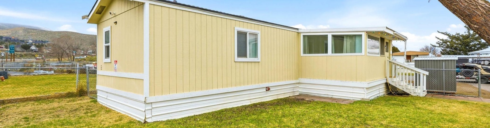 Alexander Court, Prosser, Washington 99350, 2 Bedrooms Bedrooms, 0 ,2 BathroomsBathrooms,Manufactured Homes,For Sale,Alexander Court,0,289946