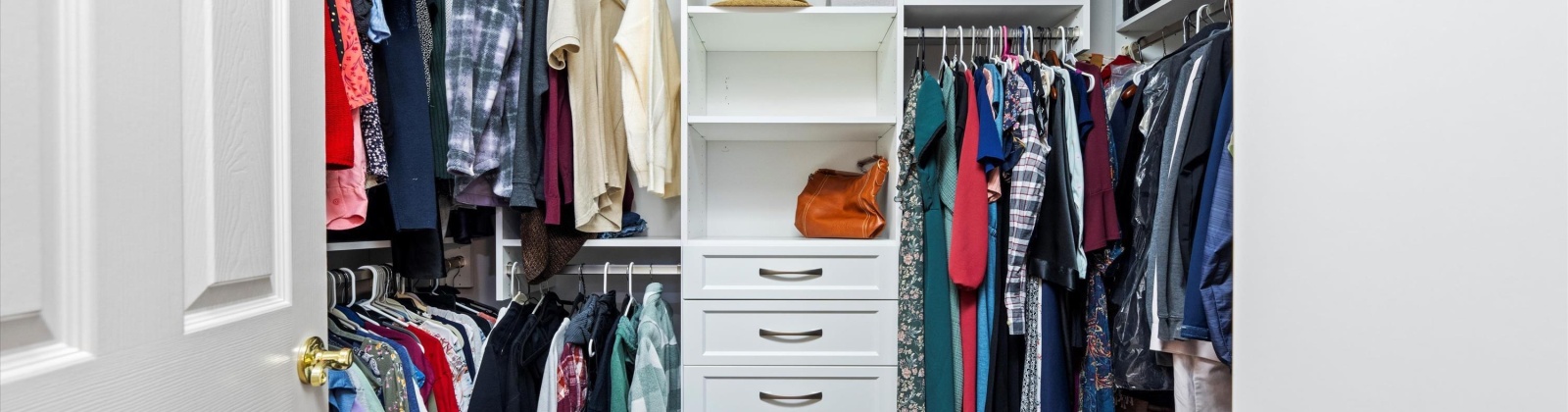 Ledbetter Street, Kennewick, Washington 99337, 4 Bedrooms Bedrooms, 0 ,3 BathroomsBathrooms,Houses,For Sale,Ledbetter Street,0,289944