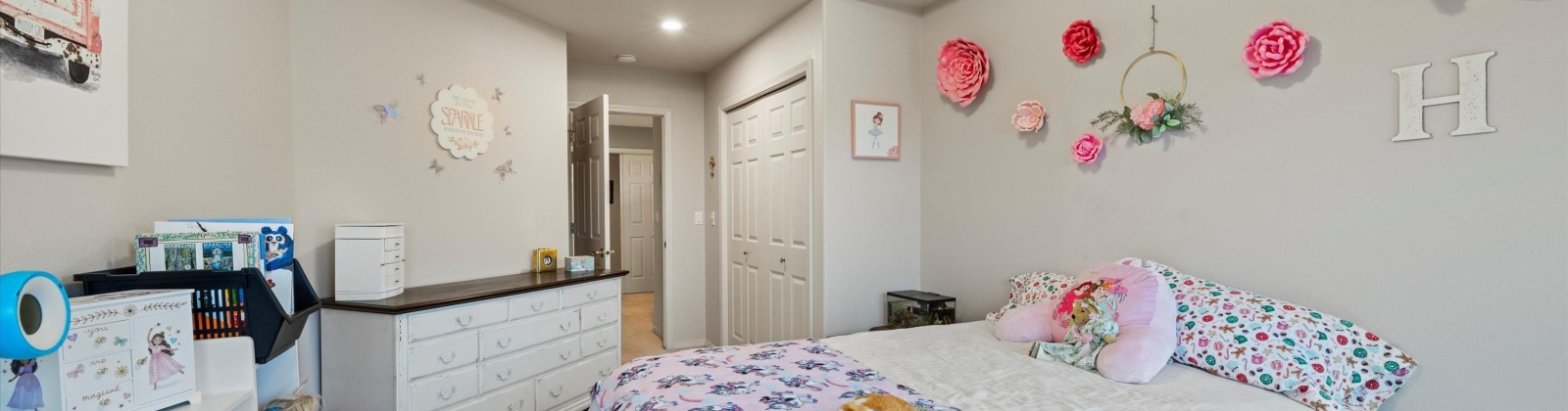 Ledbetter Street, Kennewick, Washington 99337, 4 Bedrooms Bedrooms, 0 ,3 BathroomsBathrooms,Houses,For Sale,Ledbetter Street,0,289944