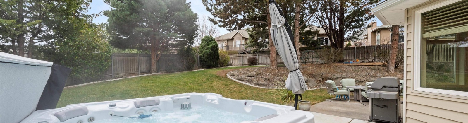 Ledbetter Street, Kennewick, Washington 99337, 4 Bedrooms Bedrooms, 0 ,3 BathroomsBathrooms,Houses,For Sale,Ledbetter Street,0,289944