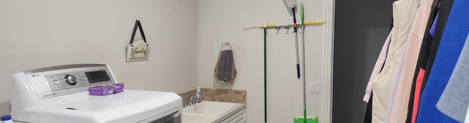 Canyon Lakes Dr, Kennewick, Washington 99337, 3 Bedrooms Bedrooms, 0 ,3 BathroomsBathrooms,Houses,For Sale,Canyon Lakes Dr,0,289958