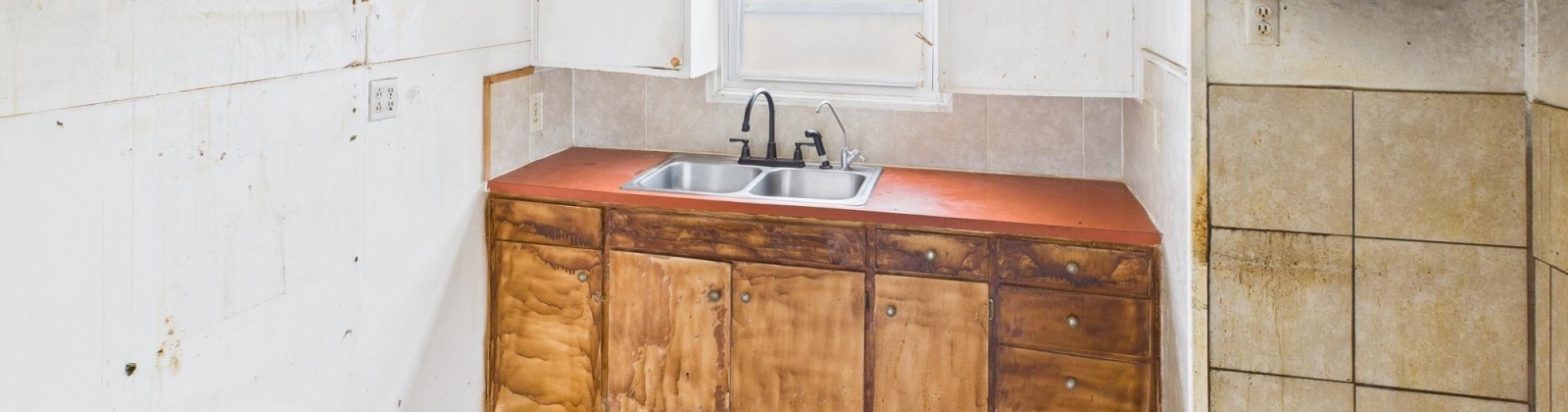 helena St, Richland, Washington 99352, 2 Bedrooms Bedrooms, 0 ,1 BathroomBathrooms,Houses,For Sale,helena St,0,289163