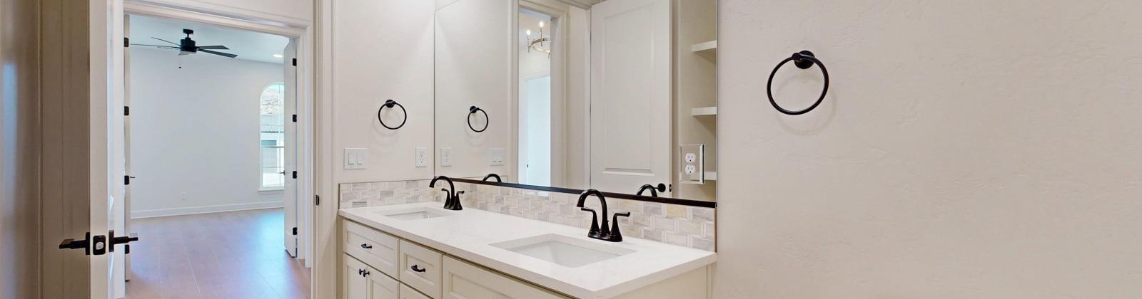 654 PR NW, Benton City, Washington 99320, 4 Bedrooms Bedrooms, 0 ,3 BathroomsBathrooms,Houses,For Sale,654 PR NW,0,289971