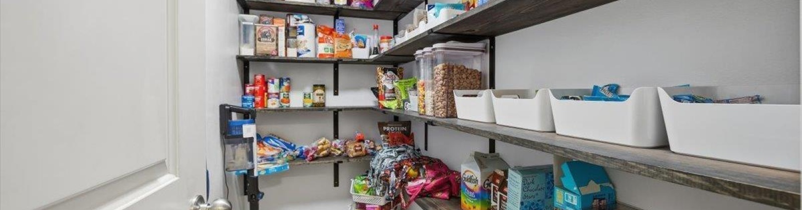 Parley Dr, Pasco, Washington 99301, 4 Bedrooms Bedrooms, 0 ,3 BathroomsBathrooms,Houses,For Sale,Parley Dr,0,289967